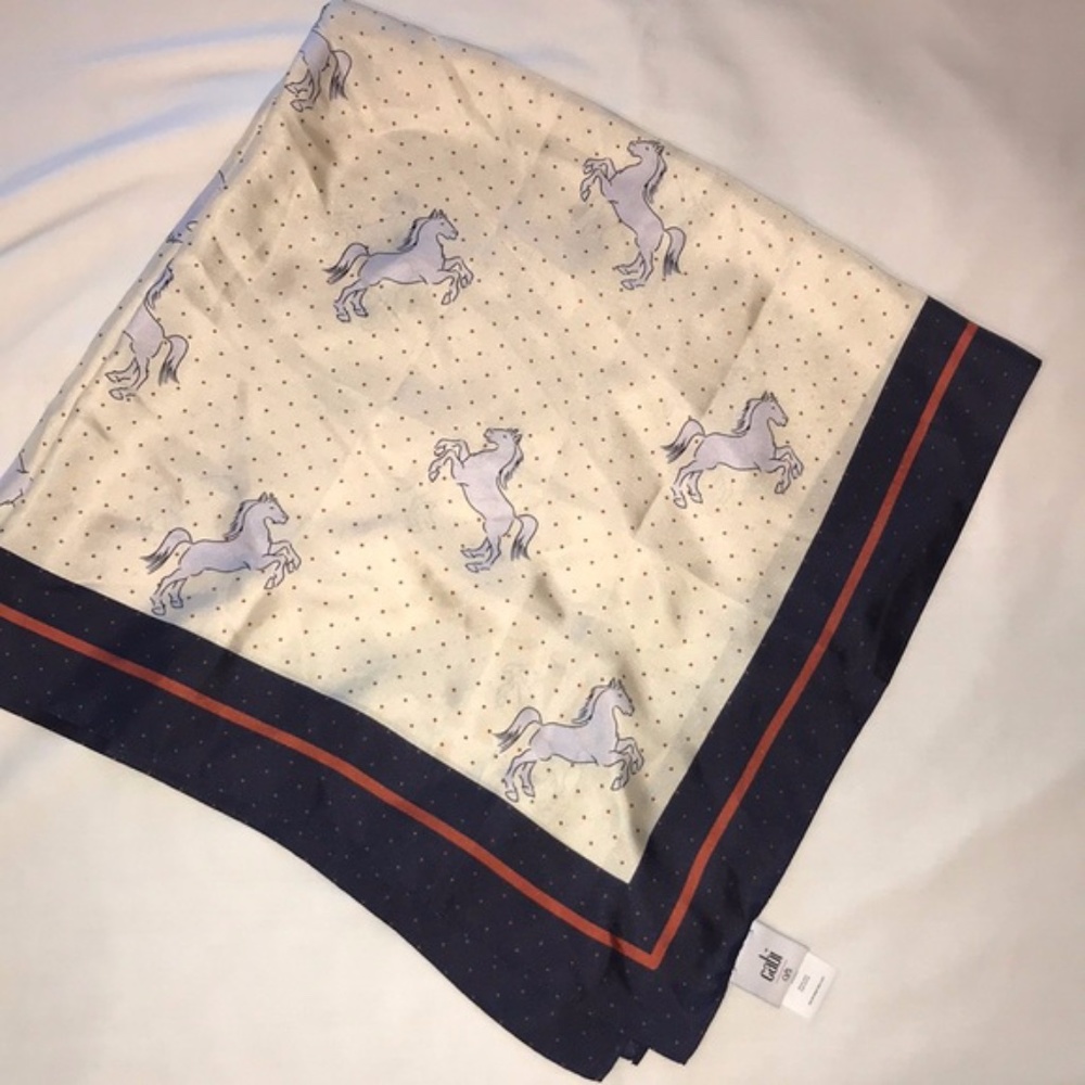 CAbi Gallop Scarf